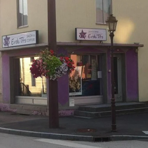Coiffeur « Évolu Tifs »